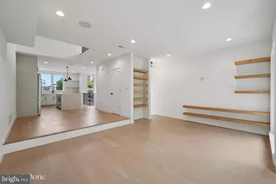 610 N Brenna Walk, Philadelphia, PA 19123 - Photo 16