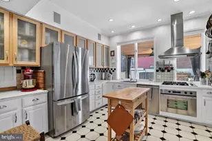 826 Bainbridge St, Philadelphia, PA 19147 - Photo 10