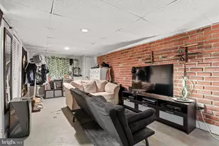 7032 Erdrick St, Philadelphia, PA 19135 - Photo 22