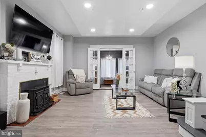 7032 Erdrick Street, Philadelphia, PA 19135 - Photo 4