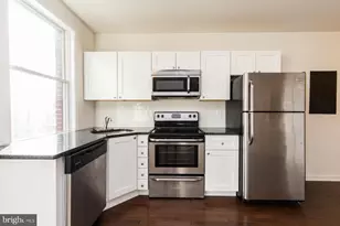 1429 Poplar St, Philadelphia, PA 19130 - Photo 1