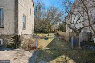 377 Parker Ave, Philadelphia, PA 19128 - Photo 4