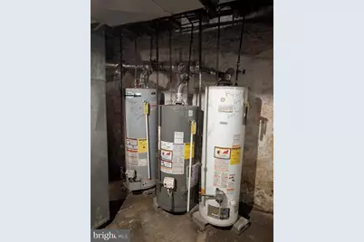 2209 W Tioga Street, Philadelphia, PA 19140 - Photo 10