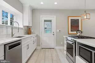 507 E Murdoch Rd, Philadelphia, PA 19119 - Photo 16