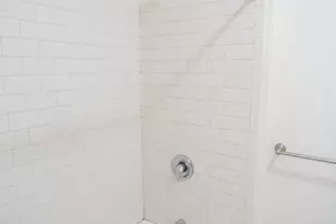 1411-6 Walnut St, Philadelphia, PA 19102 - Photo 18