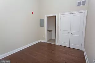 1411-6 Walnut St, Philadelphia, PA 19102 - Photo 12