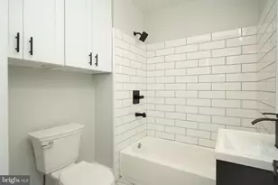 2251 S Beechwood St, Philadelphia, PA 19145 - Photo 20