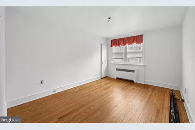 423 E Gorgas Lane, Philadelphia, PA 19119 - Photo 14