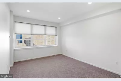 1425 Locust St #15E, Philadelphia, PA 19102 - Photo 12