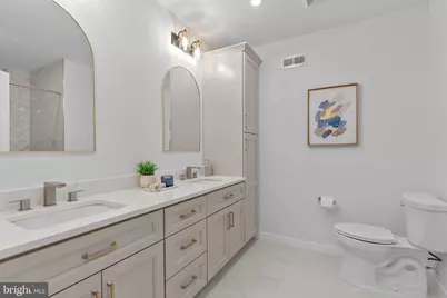 202 Spruce Street, Philadelphia, PA 19106 - Photo 54