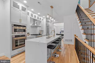 202 Spruce St, Philadelphia, PA 19106 - Photo 10