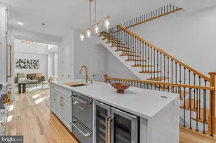 202 Spruce St, Philadelphia, PA 19106 - Photo 32