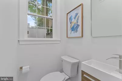 202 Spruce Street, Philadelphia, PA 19106 - Photo 48