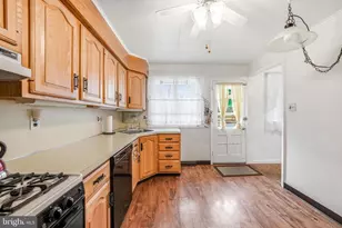 9711 Dedaker St, Philadelphia, PA 19115 - Photo 12