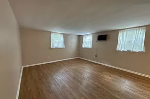 200 W Evergreen Ave, Philadelphia, PA 19118 - Photo 4