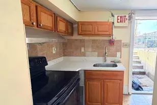 7247 Charles St, Philadelphia, PA 19135 - Photo 4