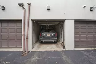 857 N 28th St, Philadelphia, PA 19130 - Photo 18