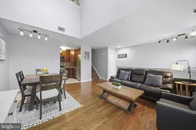 857 N 28th Street #B, Philadelphia, PA 19130 - Photo 4