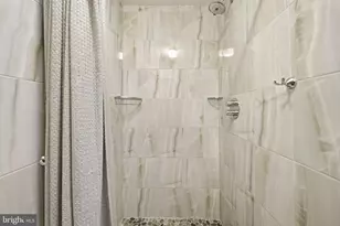 857 N 28th St, Philadelphia, PA 19130 - Photo 14