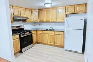 304 N 8th St, Philadelphia, PA 19107 - Photo 8