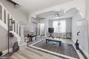 1012 Tree St, Philadelphia, PA 19148 - Photo 4