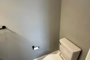 2122 W Toronto St, Philadelphia, PA 19132 - Photo 34