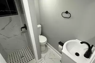 2122 W Toronto St, Philadelphia, PA 19132 - Photo 100