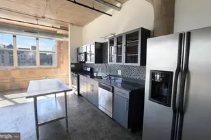 1210 Buttonwood St, Philadelphia, PA 19123 - Photo 8