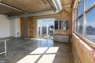 1210 Buttonwood St, Philadelphia, PA 19123 - Photo 10