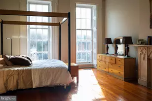 258 S 3rd St, Philadelphia, PA 19106 - Photo 4