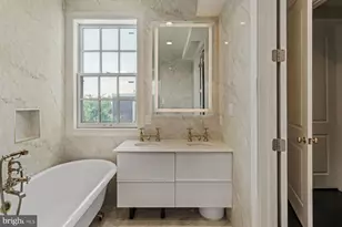 802 N Bambrey St, Philadelphia, PA 19130 - Photo 12