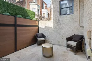 802 N Bambrey St, Philadelphia, PA 19130 - Photo 30