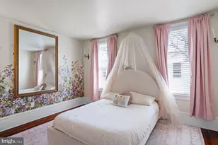 802 N Bambrey St, Philadelphia, PA 19130 - Photo 16