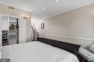 802 N Bambrey St, Philadelphia, PA 19130 - Photo 14