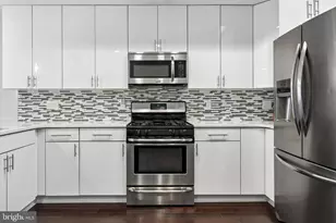 1329 N Howard St, Philadelphia, PA 19122 - Photo 18