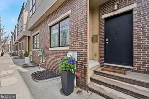 1329 N Howard St, Philadelphia, PA 19122 - Photo 2