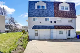 822 Avon Rd, Philadelphia, PA 19116 - Photo 2