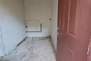 621 W Tioga St, Philadelphia, PA 19140 - Photo 8