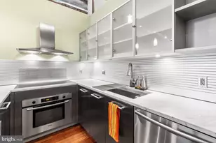105 S 12th St, Philadelphia, PA 19107 - Photo 8