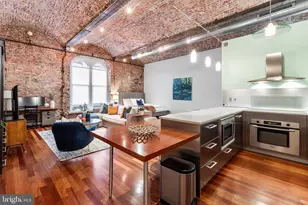 105 S 12th St, Philadelphia, PA 19107 - Photo 2