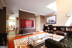 2128 Appletree St, Philadelphia, PA 19103 - Photo 6