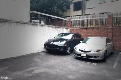 2128 Appletree Street, Philadelphia, PA 19103 - Photo 24