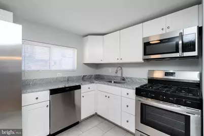 225 Tree Street, Philadelphia, PA 19148 - Photo 8