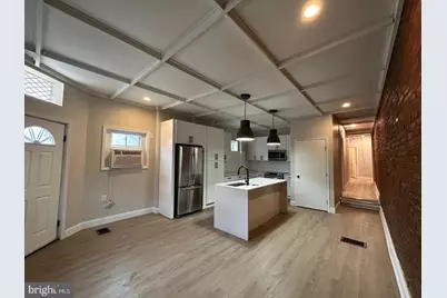 900 N 29th Street #A, Philadelphia, PA 19130 - Photo 2