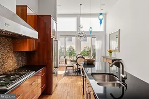 218 Church St, Philadelphia, PA 19106 - Photo 10