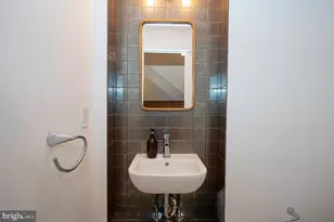 505 S 10th St, Philadelphia, PA 19147 - Photo 26