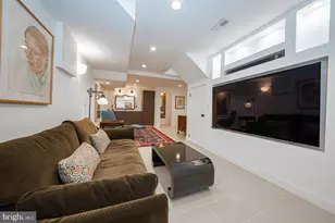 505 S 10th St, Philadelphia, PA 19147 - Photo 24