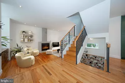 505 S 10th Street #C, Philadelphia, PA 19147 - Photo 2