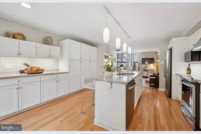 238 S 9th Street, Philadelphia, PA 19107 - Photo 14