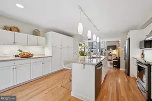 238 S 9th St, Philadelphia, PA 19107 - Photo 14